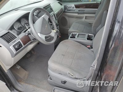 Zdjęcie 7 z 14 samochodu: 2010 CHRYSLER TOWN & COUNTRY TOURING VIN:2A4RR5D18AR104511 - miniatura