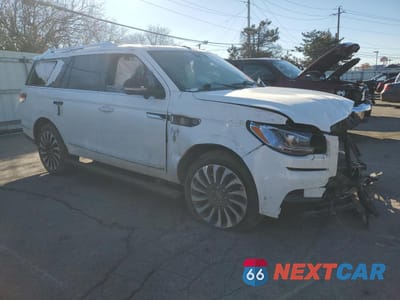 Czwarte zdjęcie samochodu z boku: 2023 LINCOLN NAVIGATOR BLACK LABEL VIN:5LMJJ2TG6PEL00217 - miniatura