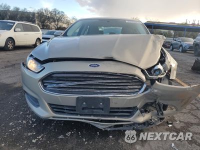 Piąte zdjęcie samochodu w środku: 2015 FORD FUSION S VIN:3FA6P0G76FR182844 - miniatura