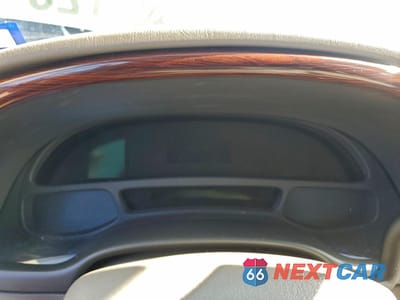 Zdjęcie 9 z 12 samochodu: 2004 CADILLAC DEVILLE VIN:1G6KD54YX4U215266 - miniatura