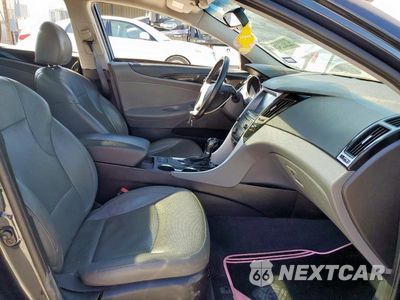 Zdjęcie 7 z 12 samochodu: 2014 HYUNDAI SONATA SE VIN:5NPEC4ACXEH850970 - miniatura