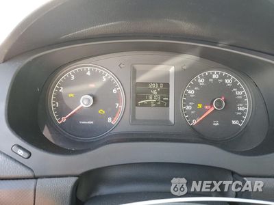 Zdjęcie 9 z 14 samochodu: 2012 VOLKSWAGEN JETTA BASE VIN:3VW2K7AJXCM315387 - miniatura