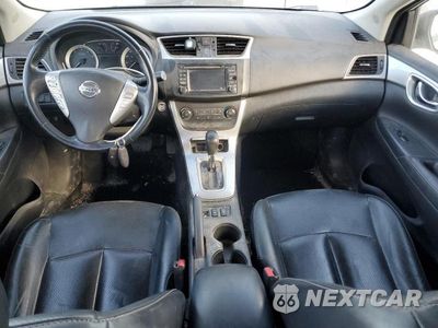 Zdjęcie 8 z 11 samochodu: 2015 NISSAN SENTRA S VIN:3N1AB7AP2FY351531 - miniatura