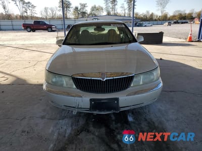 Piąte zdjęcie samochodu w środku: 2002 LINCOLN CONTINENTAL VIN:1LNHM97V12Y690290 - miniatura