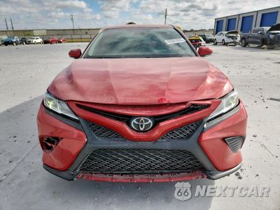 Piąte zdjęcie samochodu w środku: 2020 TOYOTA CAMRY SE VIN:4T1M11AKXLU391350 - miniatura