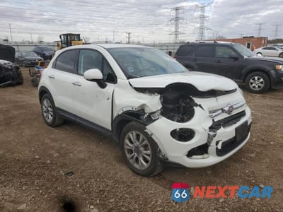 Czwarte zdjęcie samochodu z boku: 2016 FIAT 500X EASY VIN:ZFBCFYBT4GP352777 - miniatura