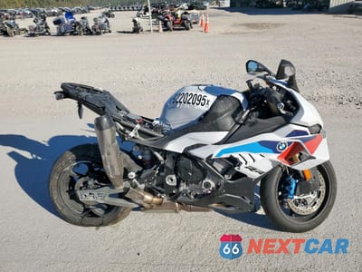 2025 BMW S 1000 RR WB10P2308S6L91866 - główne zdjęcie licytacji z USA - miniatura