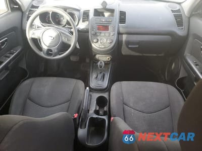 Zdjęcie 8 z 12 samochodu: 2013 KIA SOUL BASE VIN:KNDJT2A58D7489567 - miniatura
