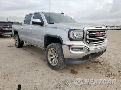 Czwarte zdjęcie samochodu z boku: 2017 GMC SIERRA K1500 SLT VIN:3GTU2NEC1HG423155 - miniatura