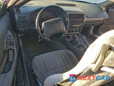 Zdjęcie 8 z 12 samochodu: 1997 CHEVROLET CAMARO Z28 VIN:2G1FP22P2V2113779 - miniatura