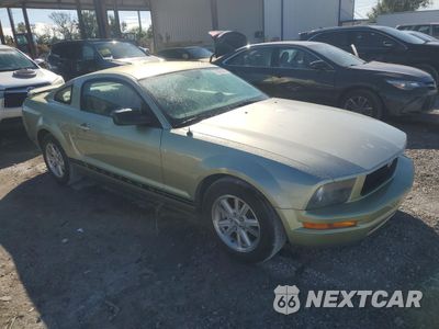 Czwarte zdjęcie samochodu z boku: 2006 FORD MUSTANG VIN:1ZVFT80N965204011 - miniatura