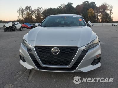 Piąte zdjęcie samochodu w środku: 2019 NISSAN ALTIMA SL VIN:1N4BL4EV7KC159617 - miniatura