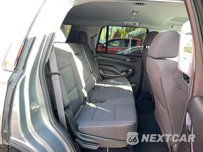 Zdjęcie 6 z 11 samochodu: 2017 CHEVROLET TAHOE K1500 LS VIN:1GNSKAKC1HR219788 - miniatura