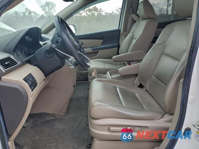 Zdjęcie 7 z 13 samochodu: 2013 HONDA ODYSSEY TOURING VIN:5FNRL5H99DB018552 - miniatura