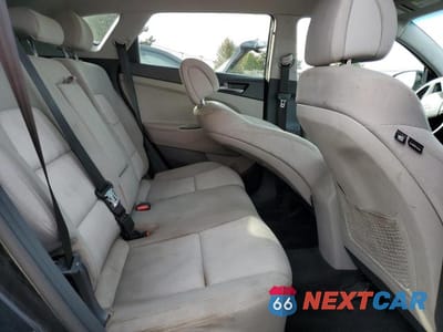 Zdjęcie 11 z 12 samochodu: 2017 HYUNDAI TUCSON LIMITED VIN:KM8J33A43HU433939 - miniatura