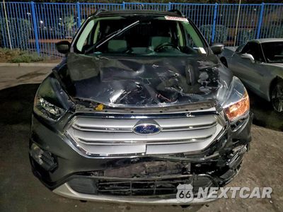 Piąte zdjęcie samochodu w środku: 2018 FORD ESCAPE SE VIN:1FMCU0GD0JUD22069 - miniatura