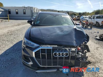 Piąte zdjęcie samochodu w środku: 2020 AUDI Q3 PREMIUM VIN:WA1AECF35L1124816 - miniatura