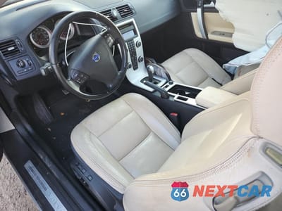 Zdjęcie 8 z 13 samochodu: 2013 VOLVO C70 T5 VIN:YV1672MC2DJ139062 - miniatura