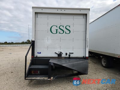 Zdjęcie 6 z 13 samochodu: 2024 ISUZU NPR HD VIN:54DC4W1D1RS209055 - miniatura