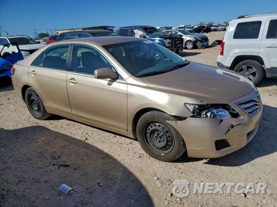 Czwarte zdjęcie samochodu z boku: 2010 TOYOTA CAMRY BASE VIN:4T1BF3EK4AU020745 - miniatura