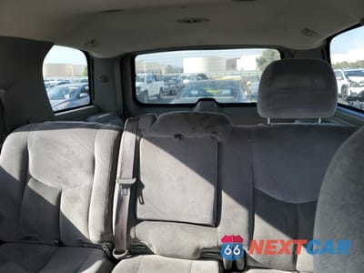 Zdjęcie 10 z 13 samochodu: 2005 GMC YUKON VIN:1GKEC13V35J253362 - miniatura