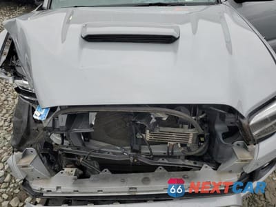 Zdjęcie 11 z 12 samochodu: 2020 TOYOTA TACOMA DOUBLE CAB VIN:3TMCZ5AN3LM334468 - miniatura