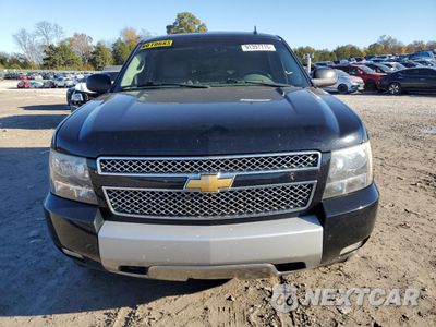 Piąte zdjęcie samochodu w środku: 2013 CHEVROLET TAHOE K1500 LT VIN:1GNSKBE05DR344438 - miniatura