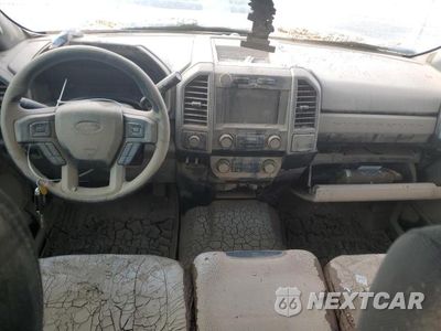Zdjęcie 8 z 11 samochodu: 2022 FORD F250 SUPER DUTY VIN:1FT8W2BT9NED41203 - miniatura