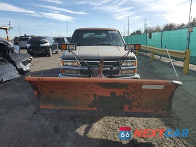 Piąte zdjęcie samochodu w środku: 1994 CHEVROLET SUBURBAN K1500 VIN:1GNFK16K7RJ395442 - miniatura