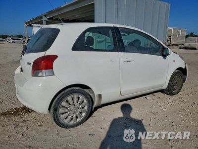 Trzecie zdjęcie samochodu z tyłu: 2010 TOYOTA YARIS VIN:JTDJT4K30A5323138 - miniatura