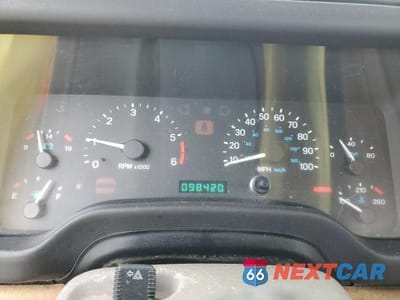 Zdjęcie 9 z 12 samochodu: 1998 JEEP WRANGLER / TJ SPORT VIN:1J4FY19S3WP758048 - miniatura