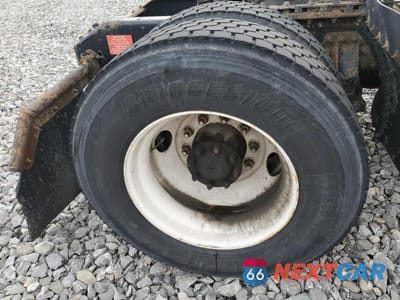 Zdjęcie 9 z 10 samochodu: 2018 VOLVO VNL SEMI TRUCK VIN:4V4N39TG6JN892841 - miniatura