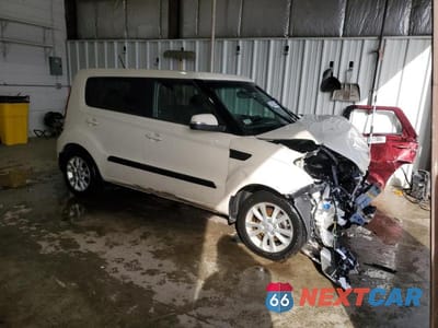 Czwarte zdjęcie samochodu z boku: 2013 KIA SOUL + VIN:KNDJT2A64D7547862 - miniatura