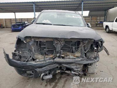 Piąte zdjęcie samochodu w środku: 2017 NISSAN TITAN SV VIN:1N6AA1E55HN575749 - miniatura