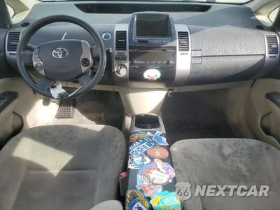 Zdjęcie 8 z 14 samochodu: 2006 TOYOTA PRIUS VIN:JTDKB20U763150244 - miniatura