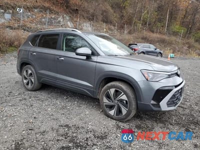 Czwarte zdjęcie samochodu z boku: 2025 VOLKSWAGEN TAOS SE VIN:3VVUC7B22SM026164 - miniatura