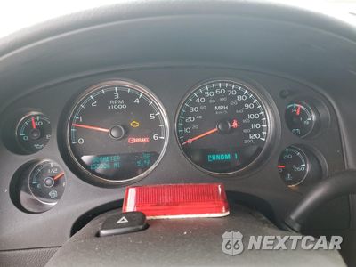 Zdjęcie 9 z 13 samochodu: 2011 CHEVROLET SUBURBAN K2500 LT VIN:1GNWKMEG1BR380909 - miniatura
