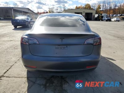 Zdjęcie 6 z 12 samochodu: 2018 TESLA MODEL 3 VIN:5YJ3E1EB1JF083049 - miniatura