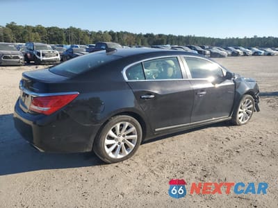 Trzecie zdjęcie samochodu z tyłu: 2016 BUICK LACROSSE VIN:1G4GB5G36GF176561 - miniatura