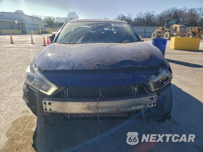 Piąte zdjęcie samochodu w środku: 2017 NISSAN MAXIMA 3.5S VIN:1N4AA6AP0HC400169 - miniatura