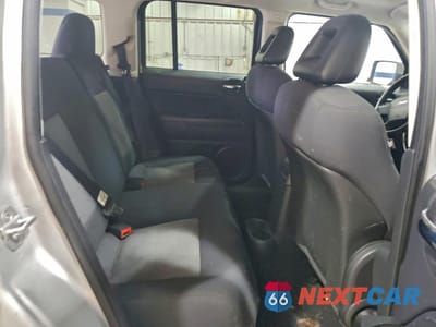 Zdjęcie 11 z 15 samochodu: 2009 JEEP PATRIOT SPORT VIN:1J4FT28A89D154692 - miniatura