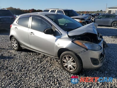 Czwarte zdjęcie samochodu z boku: 2012 MAZDA MAZDA2 VIN:JM1DE1KY1C0137478 - miniatura