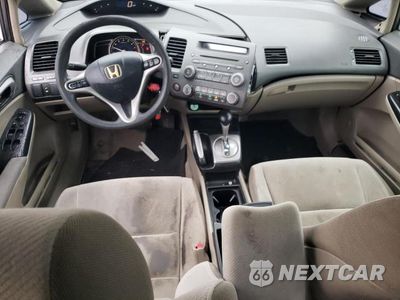 Zdjęcie 8 z 13 samochodu: 2010 HONDA CIVIC EX VIN:19XFA1F85AE035068 - miniatura