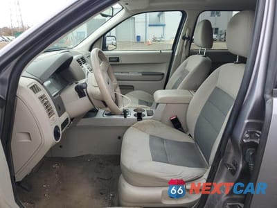 Zdjęcie 7 z 13 samochodu: 2008 FORD ESCAPE XLT VIN:1FMCU03178KD66667 - miniatura