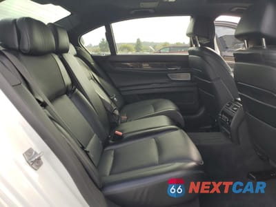 Zdjęcie 10 z 15 samochodu: 2013 BMW ALPINA B7 VIN:WBAYE8C59DDS15964 - miniatura