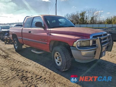 Czwarte zdjęcie samochodu z boku: 1998 DODGE RAM 1500 VIN:3B7HF12Z6WM242039 - miniatura