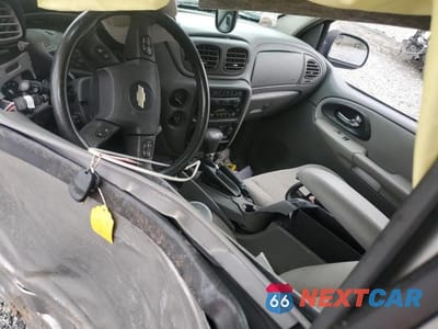 Zdjęcie 8 z 11 samochodu: 2007 CHEVROLET TRAILBLAZER LS VIN:1GNDT13S972133955 - miniatura