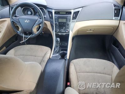 Zdjęcie 8 z 14 samochodu: 2012 HYUNDAI SONATA GLS VIN:5NPEB4AC5CH327971 - miniatura