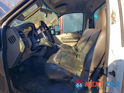 Zdjęcie 7 z 13 samochodu: 2009 FORD F450 SUPER UTILITY / SERVICE TRUCK VIN:1FDAF46R69EA21317 - miniatura