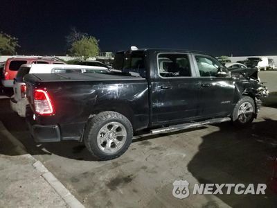 Trzecie zdjęcie samochodu z tyłu: 2019 RAM 1500 BIG HORN/LONE STAR VIN:1C6RREFT4KN827461 - miniatura